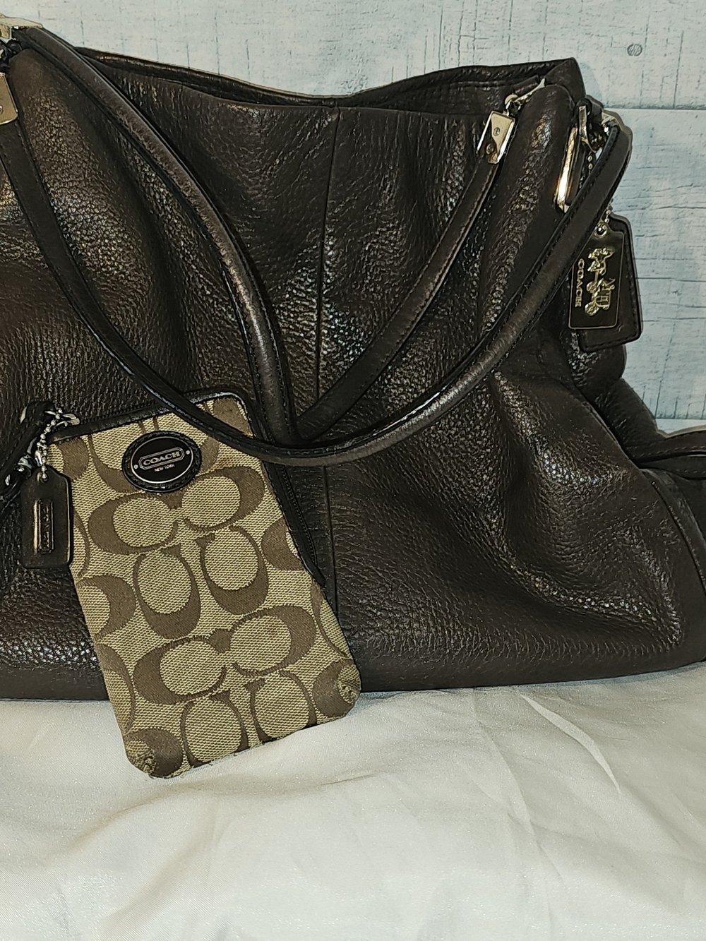 Coach Madison Phoebe Shoulder Bag in mink brown with Signature Canvas Card Pouch